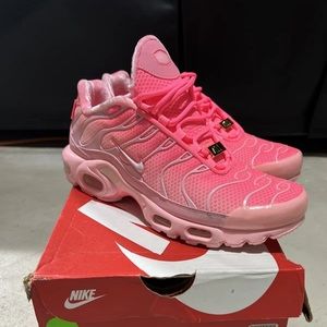 ❌SOLD❌Nike Air Max Plus City Special ATL Arctic Punch Pink DH0155-600 Women's